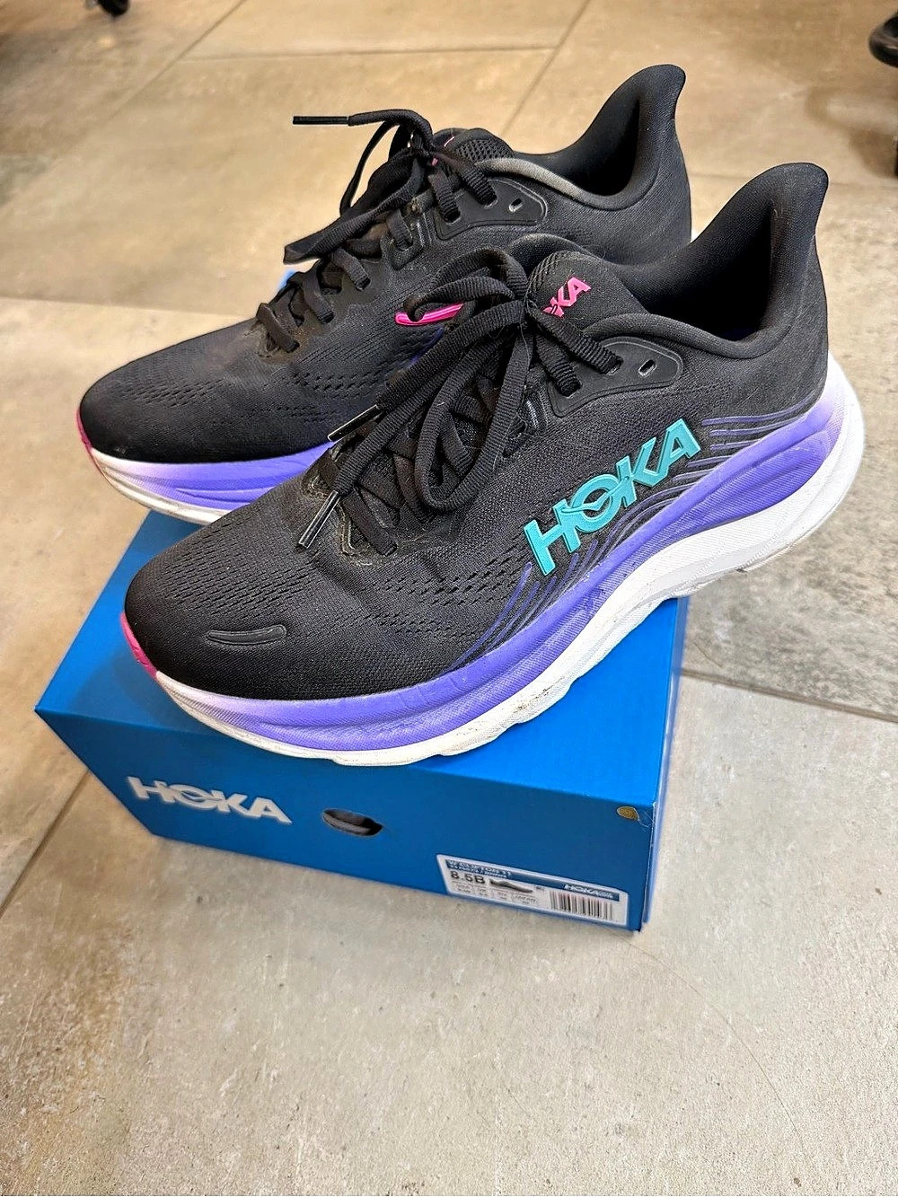 Hoka Clifton 11 Athletic Shoes Black & Purple US 8.5